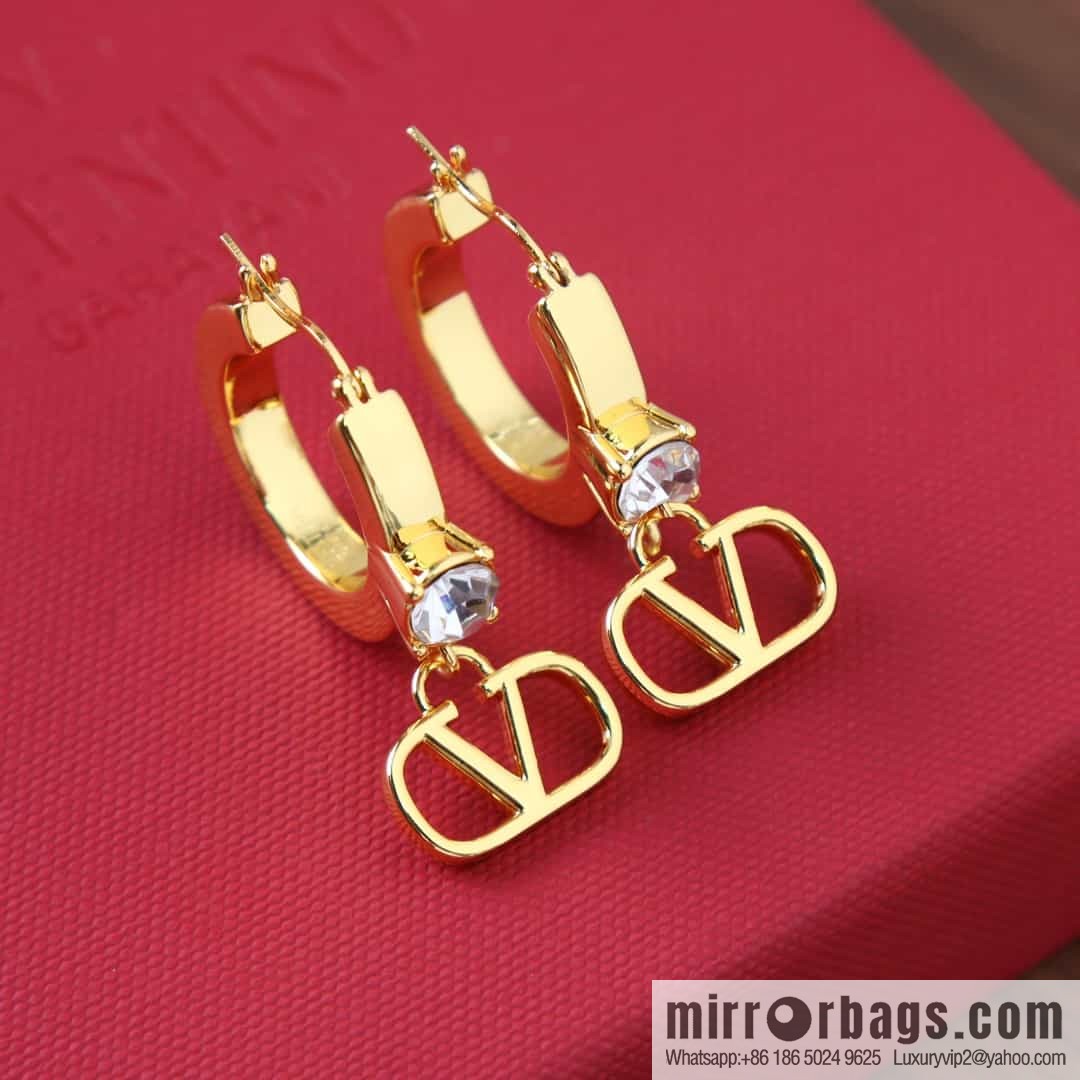 New ☑️ Valentino stud earrings