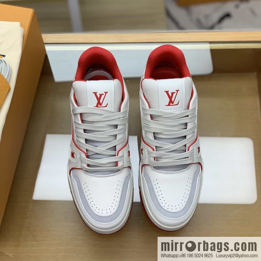 LV Louis Vuitton uses white calfskin to make His & Hers sports and leisure shoes