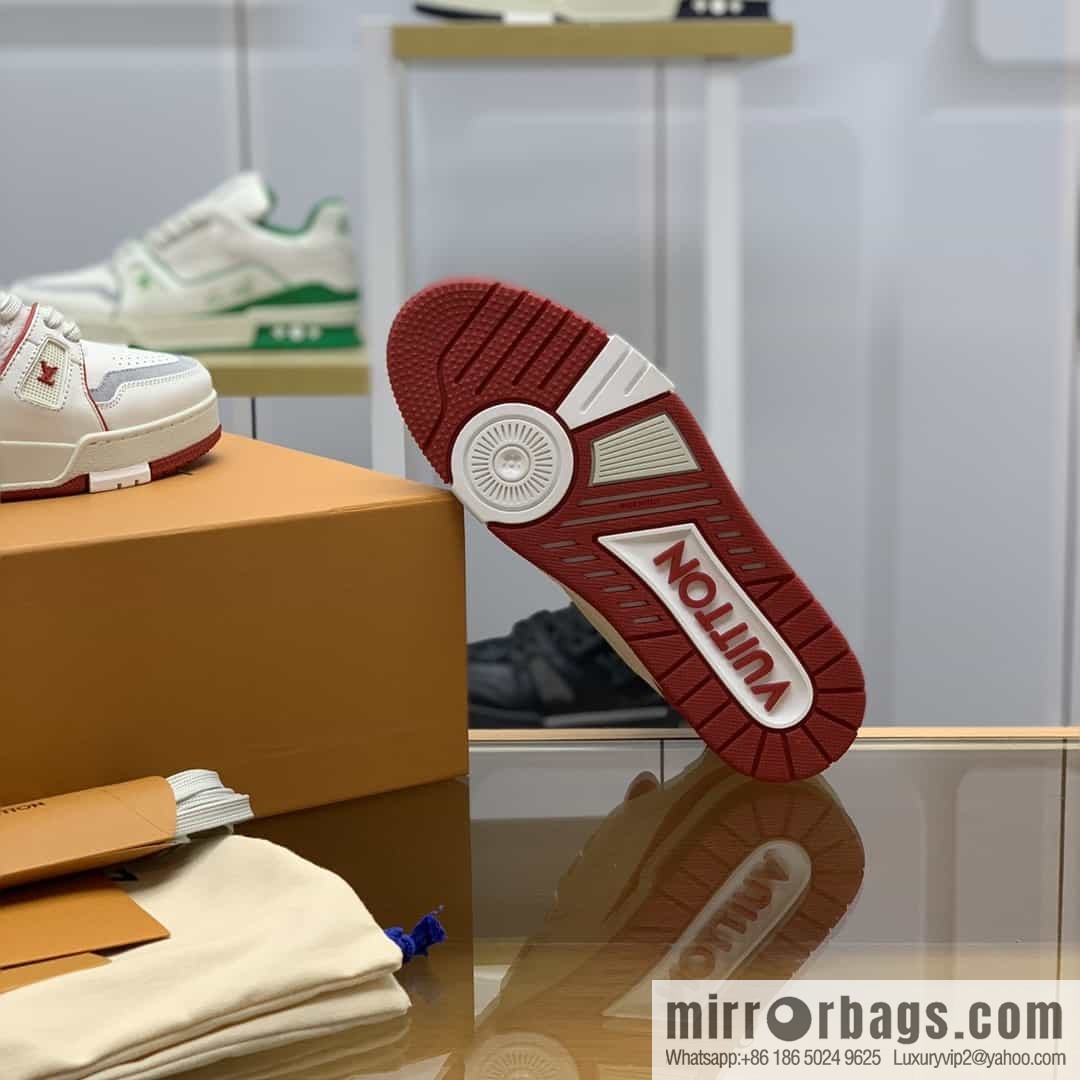 LV Louis Vuitton uses white calfskin to make His & Hers sports and leisure shoes
