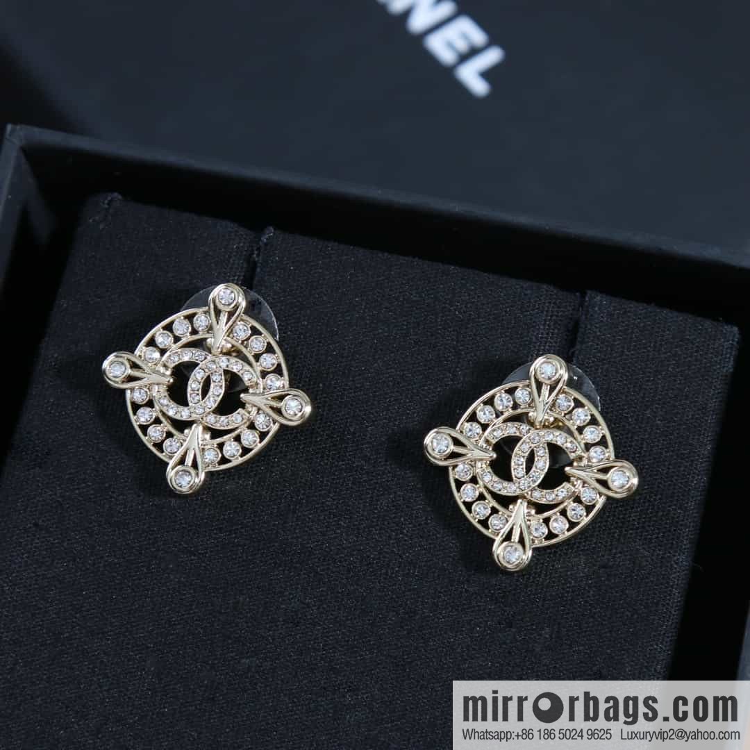 New ☑️ Chanel c1 double c round full diamond stud earrings