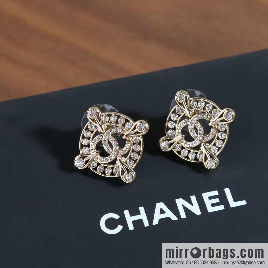 New ☑️ Chanel c1 double c round full diamond stud earrings