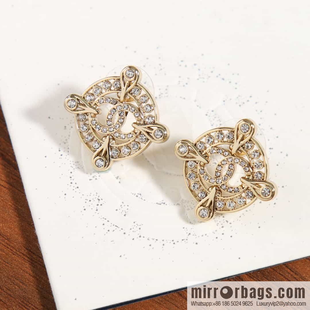 New ☑️ Chanel c1 double c round full diamond stud earrings