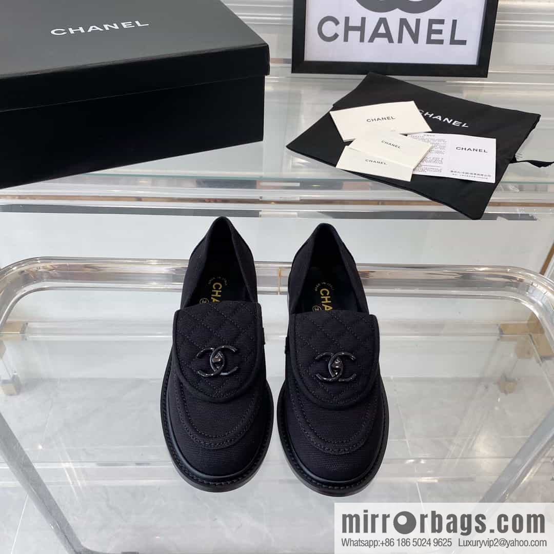 Chanel Chanel imported denim upper sheepskin foot sneakers