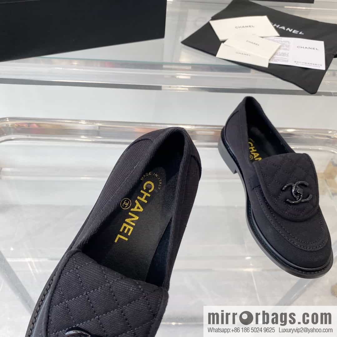 Chanel Chanel imported denim upper sheepskin foot sneakers