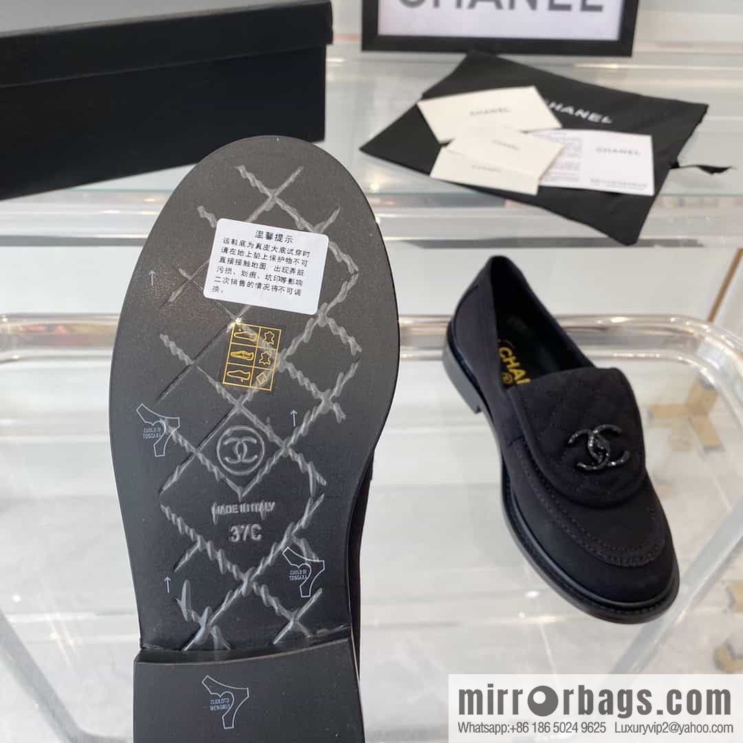 Chanel Chanel imported denim upper sheepskin foot sneakers