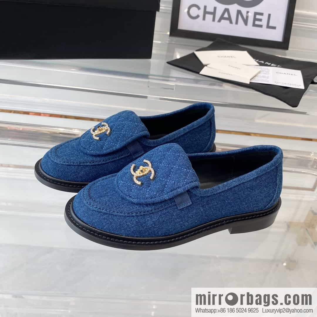 Chanel Chanel imported denim upper sheepskin foot sneakers