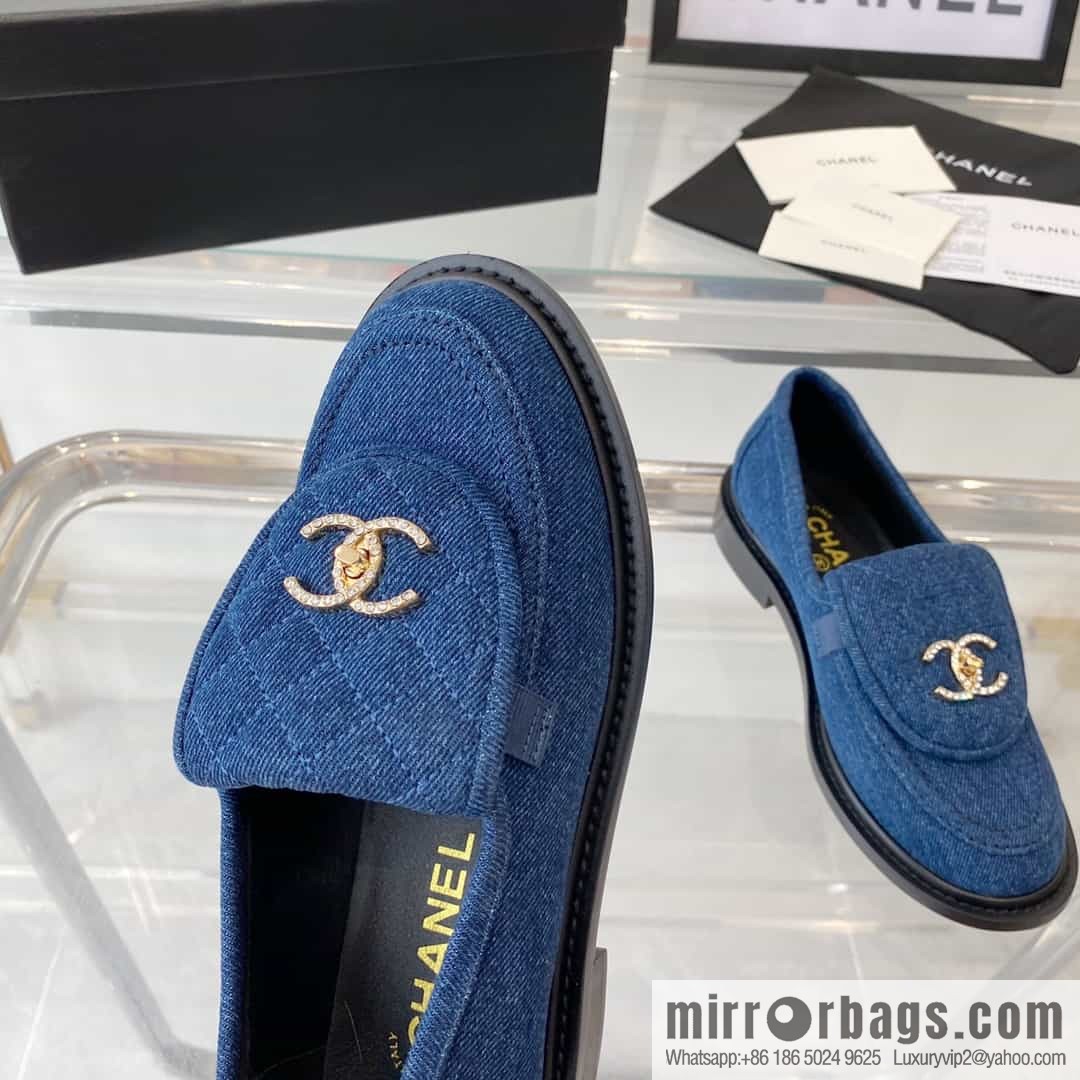 Chanel Chanel imported denim upper sheepskin foot sneakers