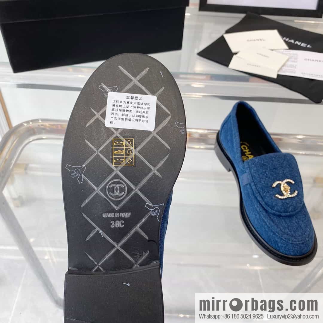 Chanel Chanel imported denim upper sheepskin foot sneakers
