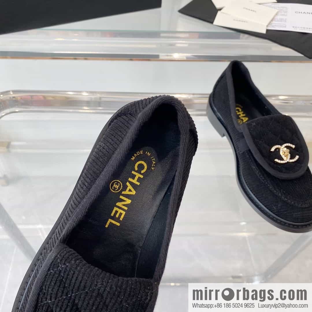 Chanel Chanel imported denim upper sheepskin foot sneakers