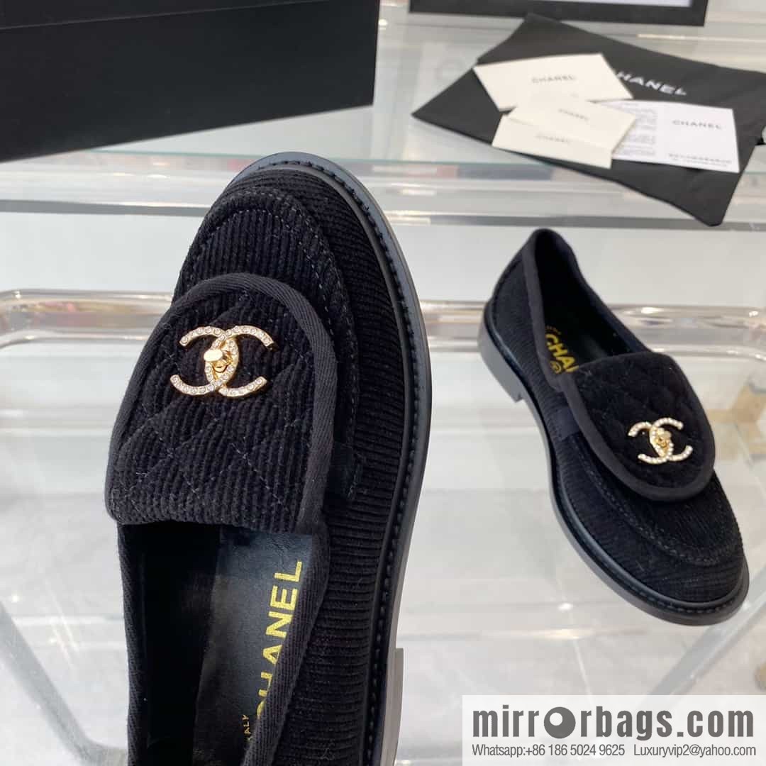 Chanel Chanel imported denim upper sheepskin foot sneakers