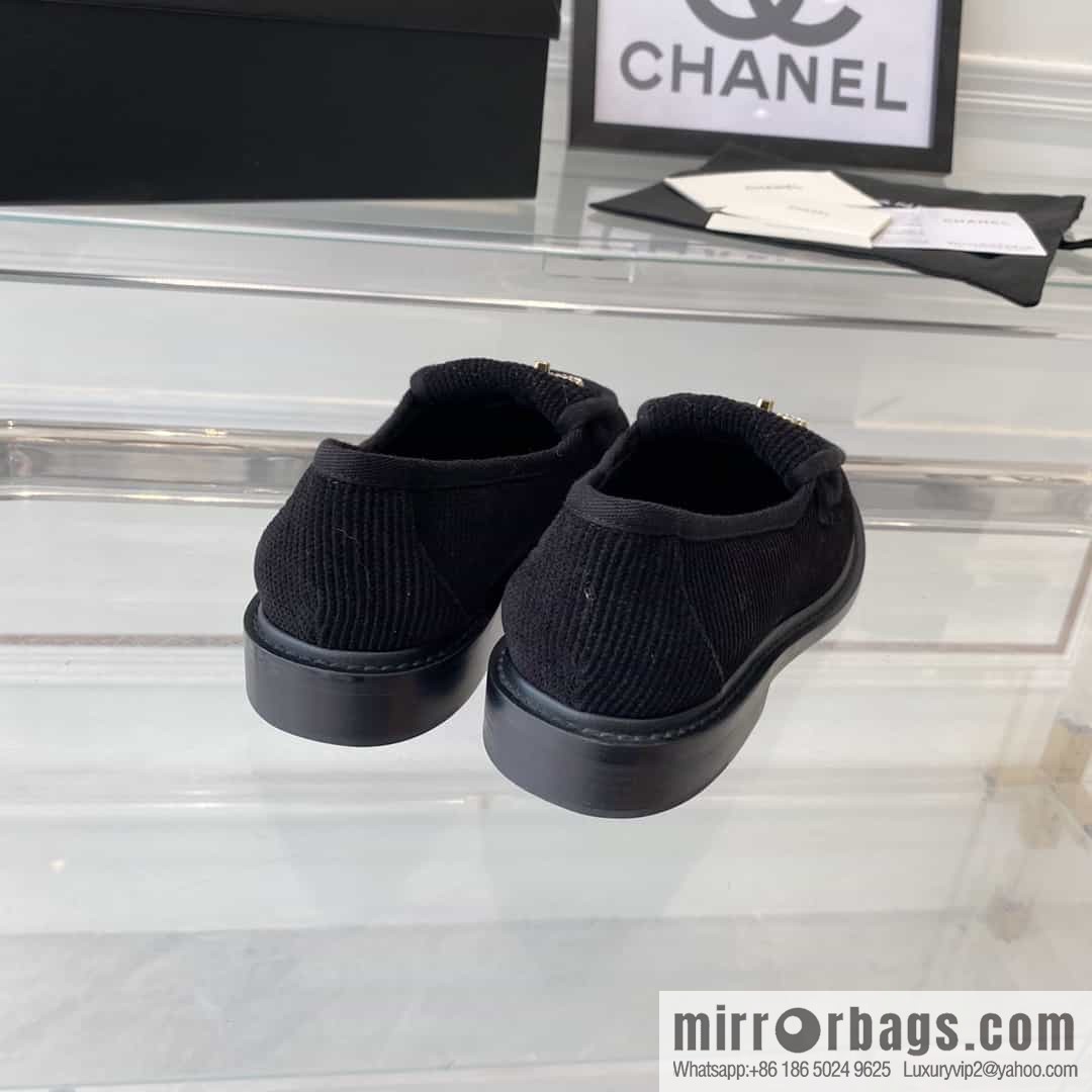 Chanel Chanel imported denim upper sheepskin foot sneakers