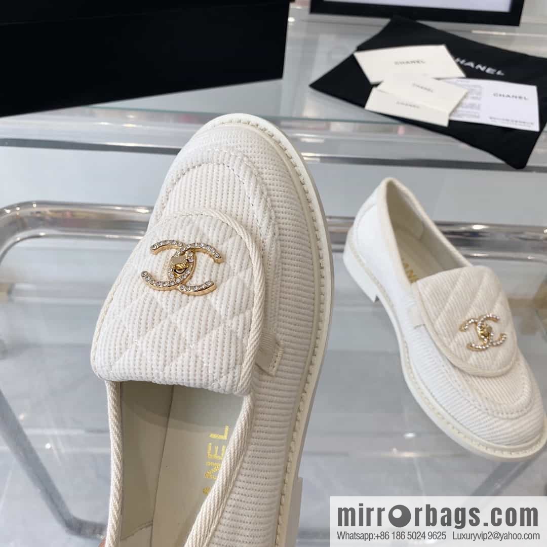 Chanel Chanel imported denim upper sheepskin foot sneakers