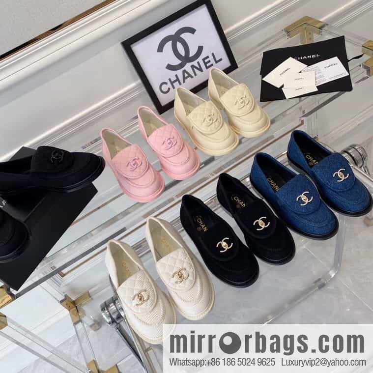 Chanel Chanel imported denim upper sheepskin foot sneakers