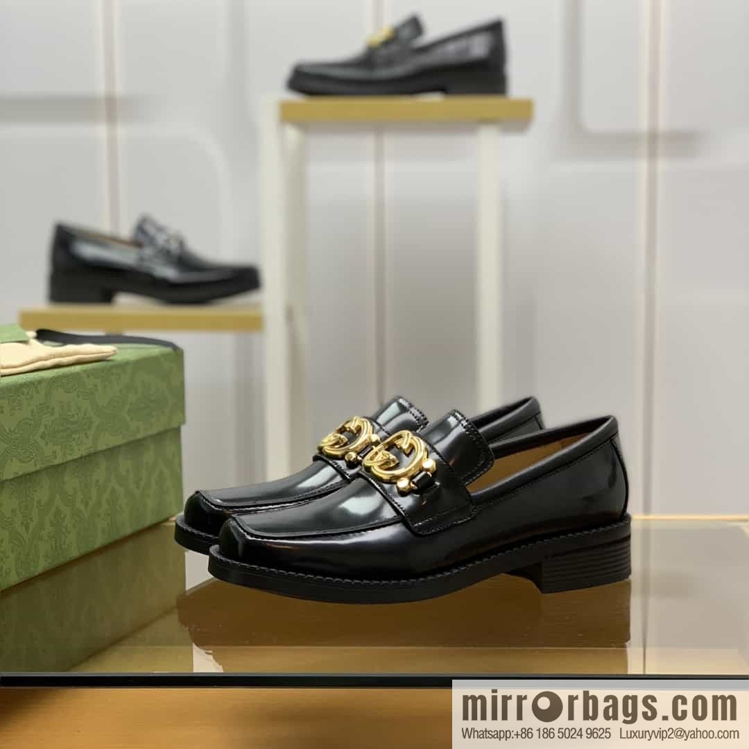 Gucci Gucci uses black smooth cow leather (fabric) carefully made men's loafers