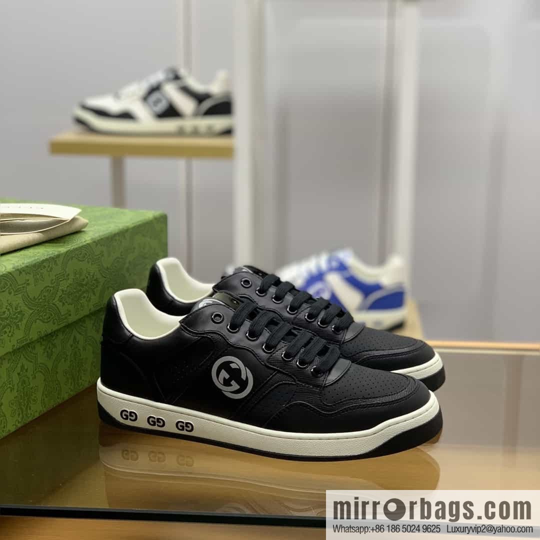 Gucci Gucci uses color matching leather and integrates iconic elements into men's casual shoes