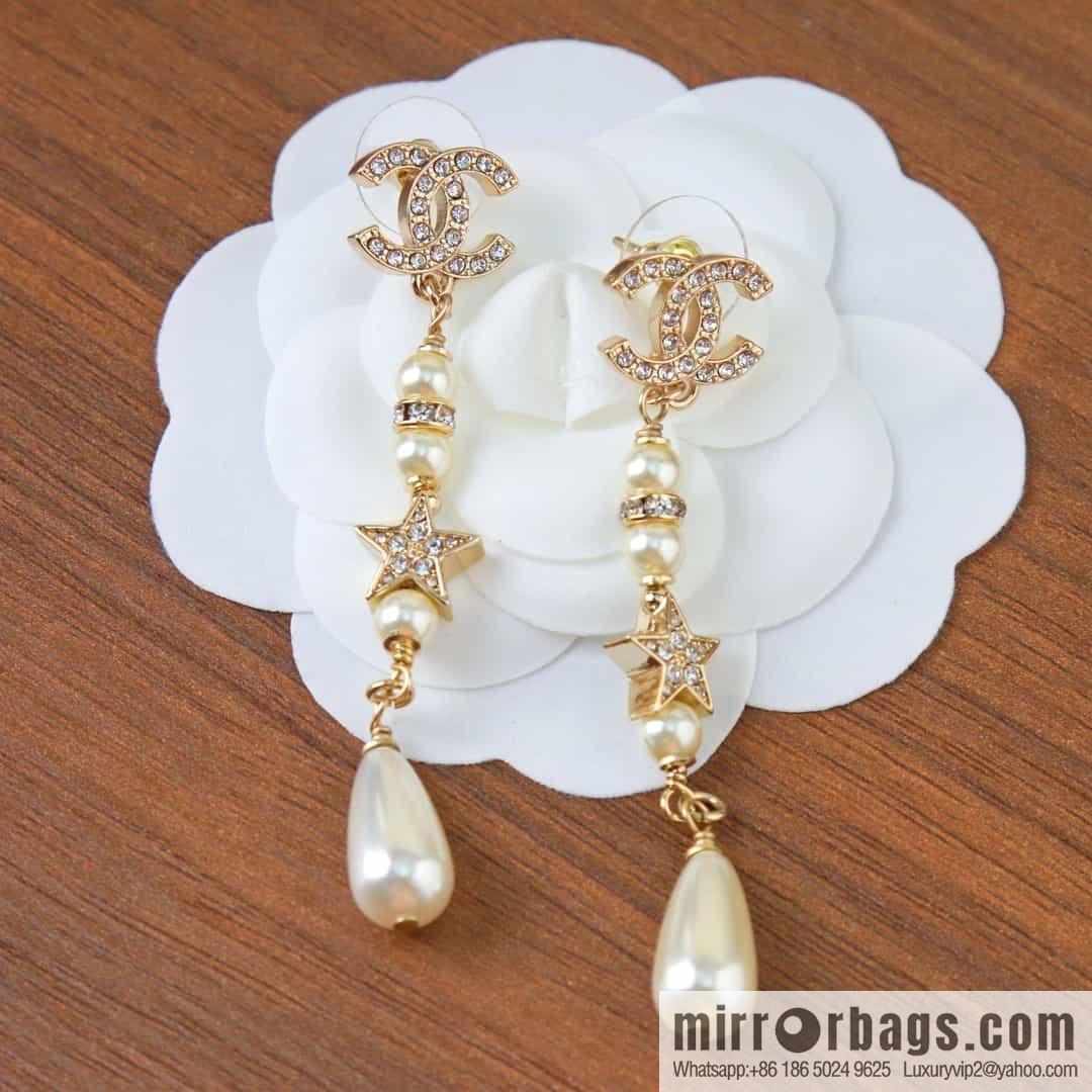 New ☑️ chanel c4 double c pearl star stud earrings