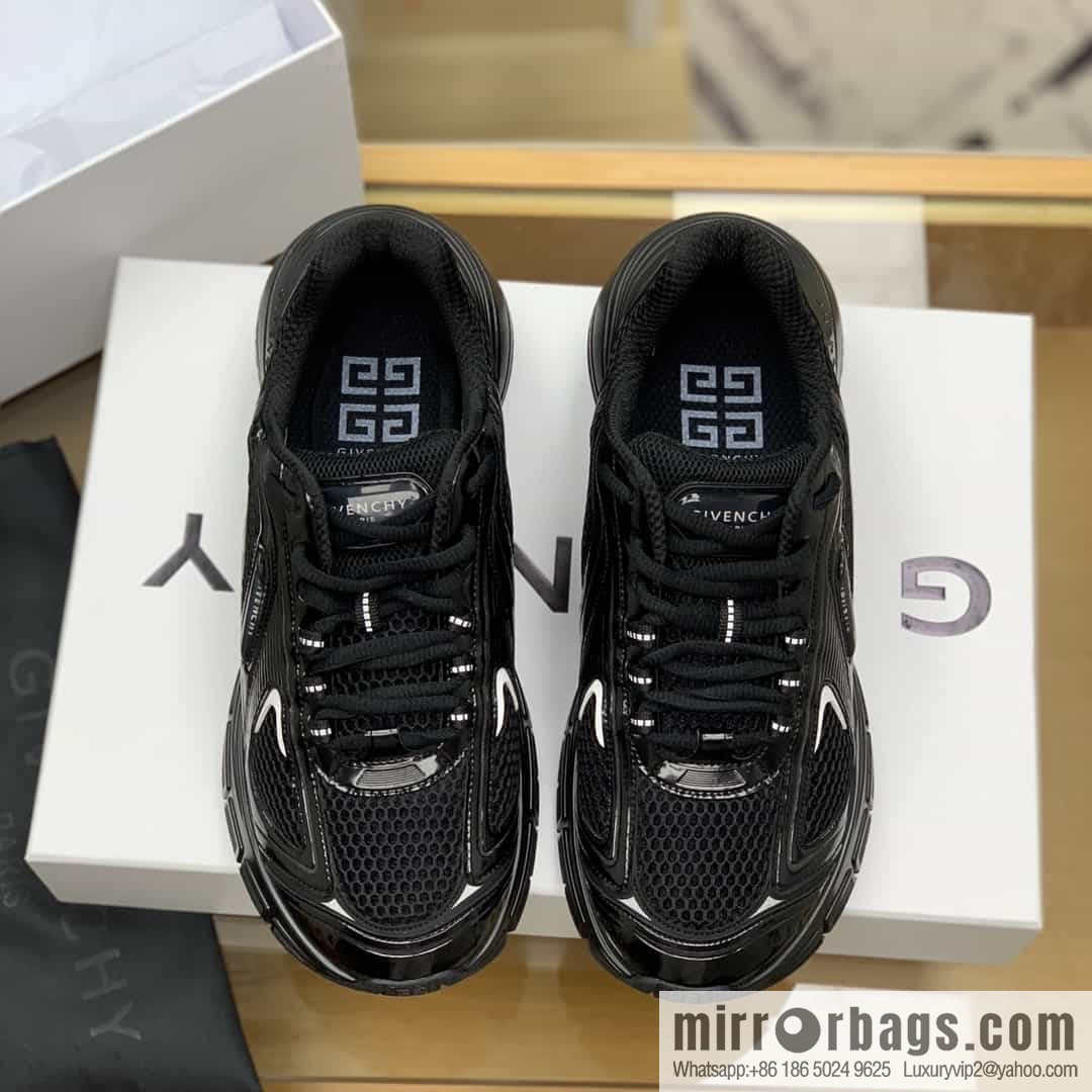 Givenchy, men's lace-up sneakers made of technologically knitted fabrics, synthetic leather and rubber