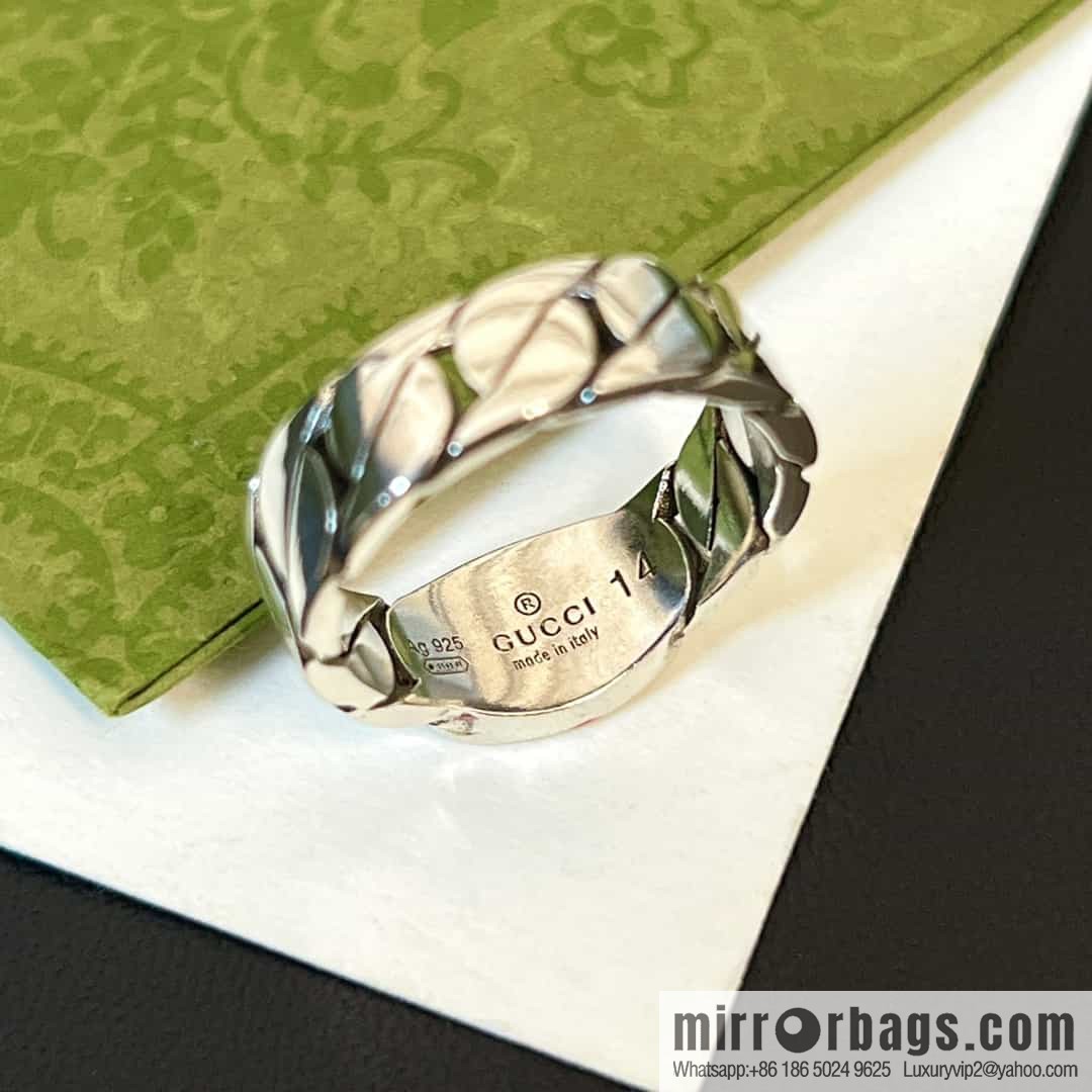 New Gucci Gucci letter double G enamel drip ring