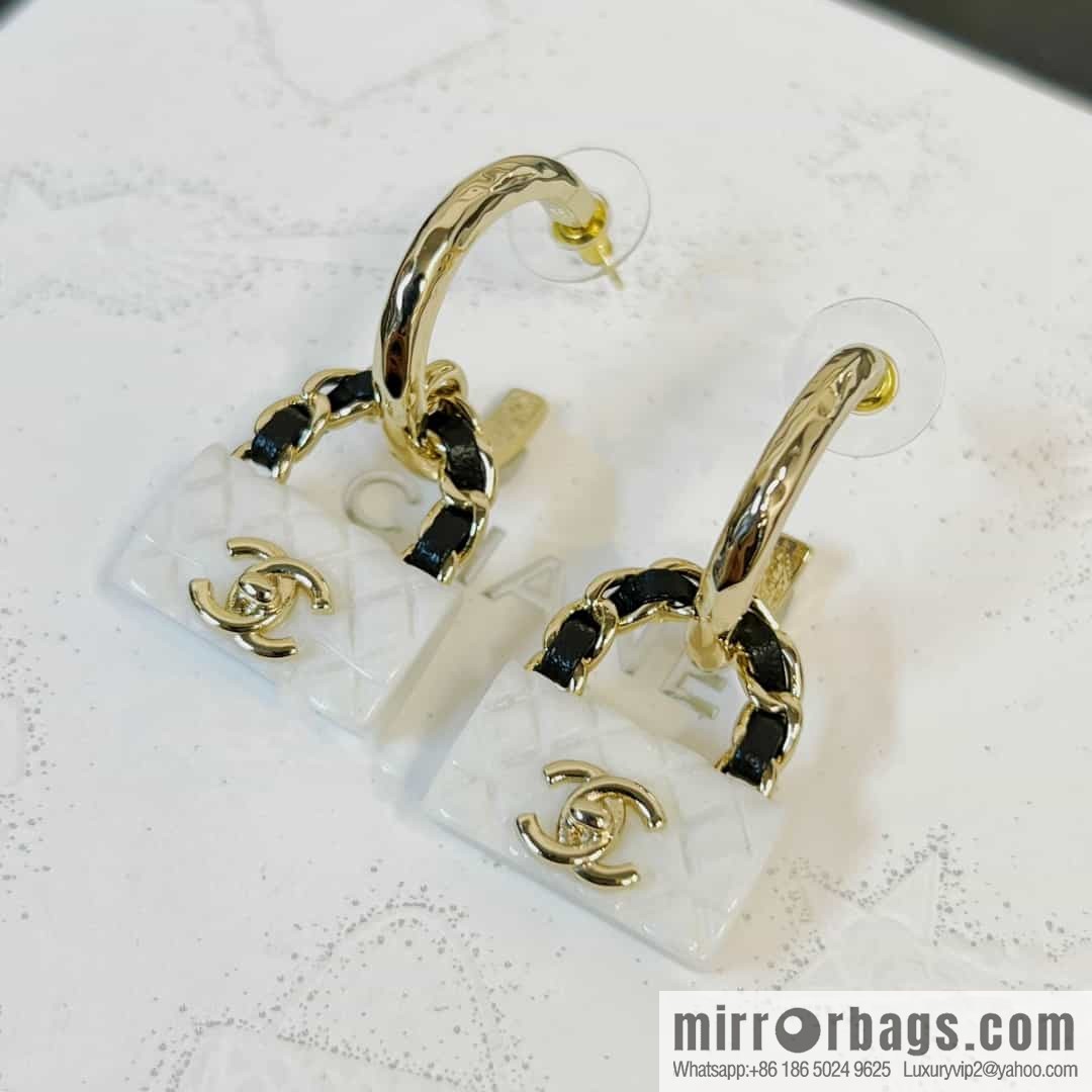 New ☑️ CHANEL Chanel c2 double c lock bag stud earrings