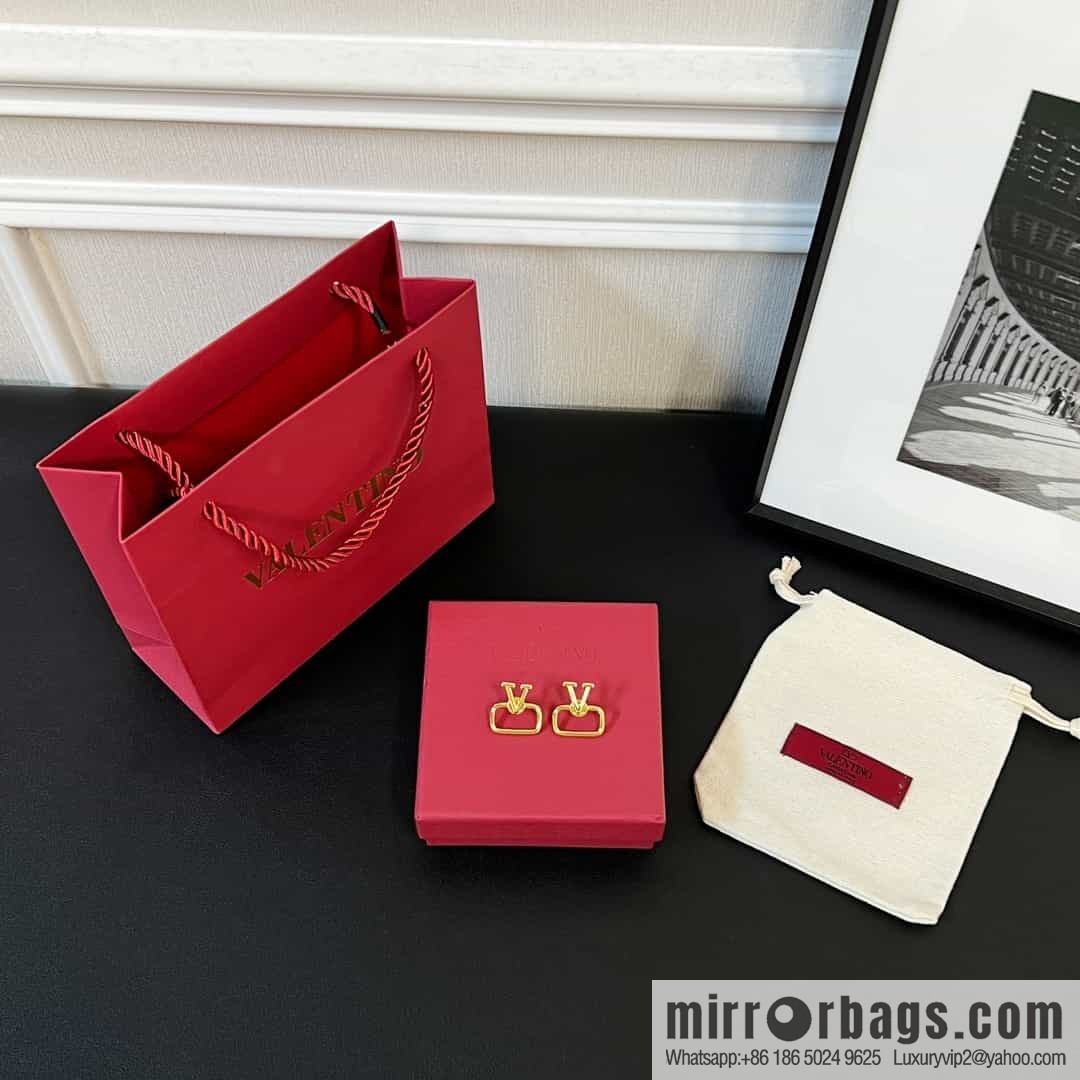 New ☑️ Valentino V gold stud earrings