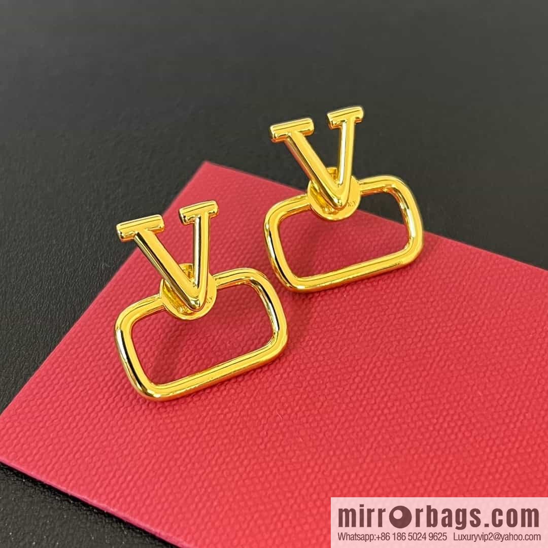 New ☑️ Valentino V gold stud earrings
