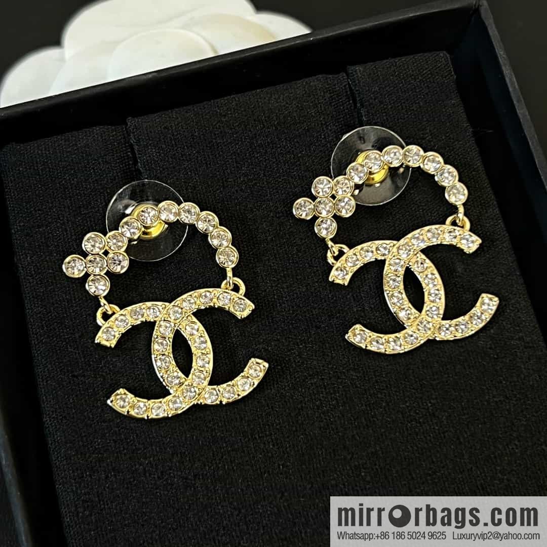 New ☑️ chanel c2 double c gold flower stud earrings