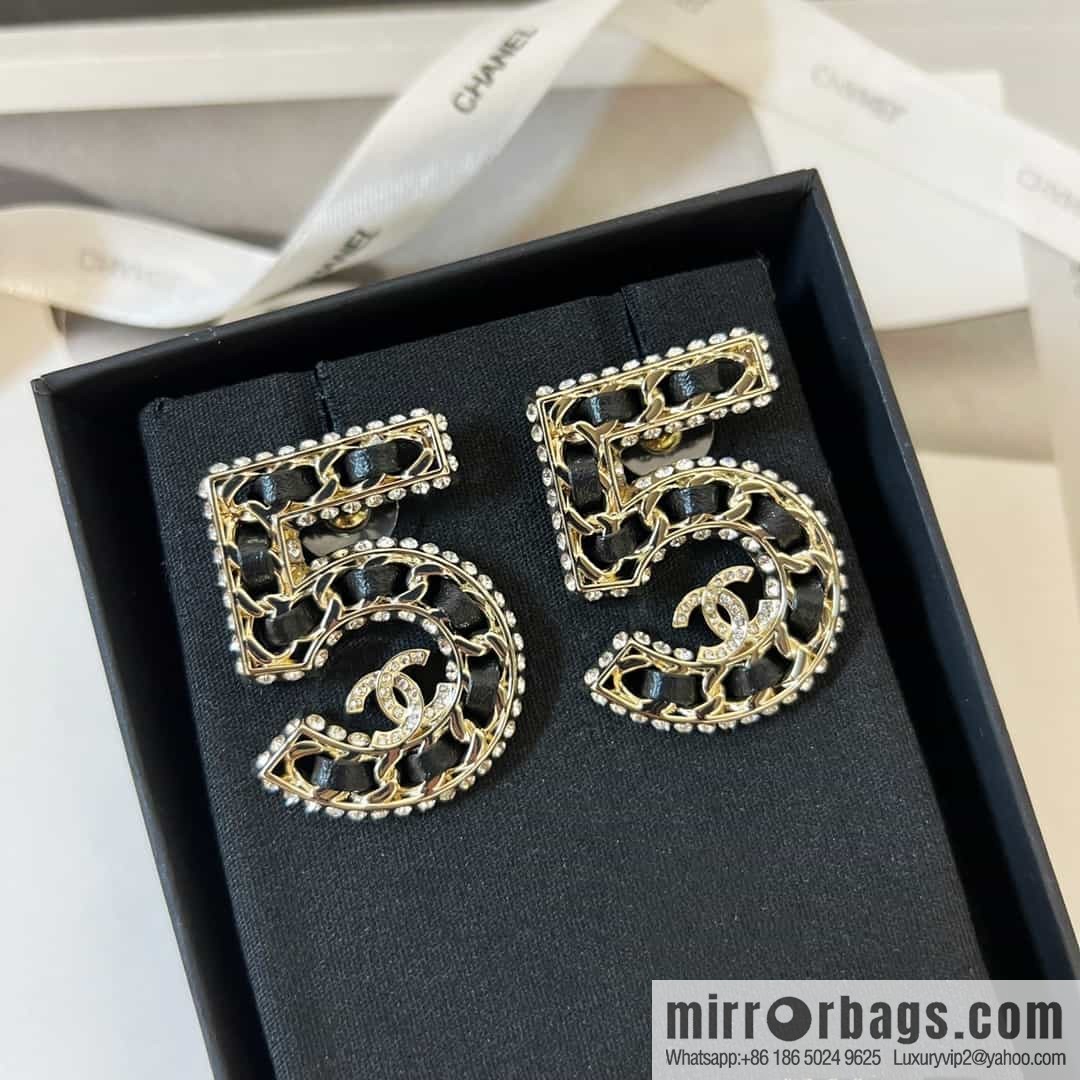 New ☑️ CHANEL CHANEL c1 double c black leather 5 word five stud earrings