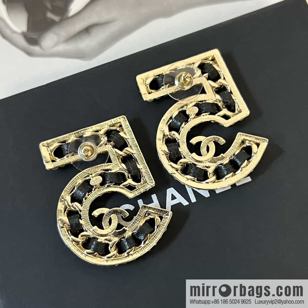 New ☑️ CHANEL CHANEL c1 double c black leather 5 word five stud earrings