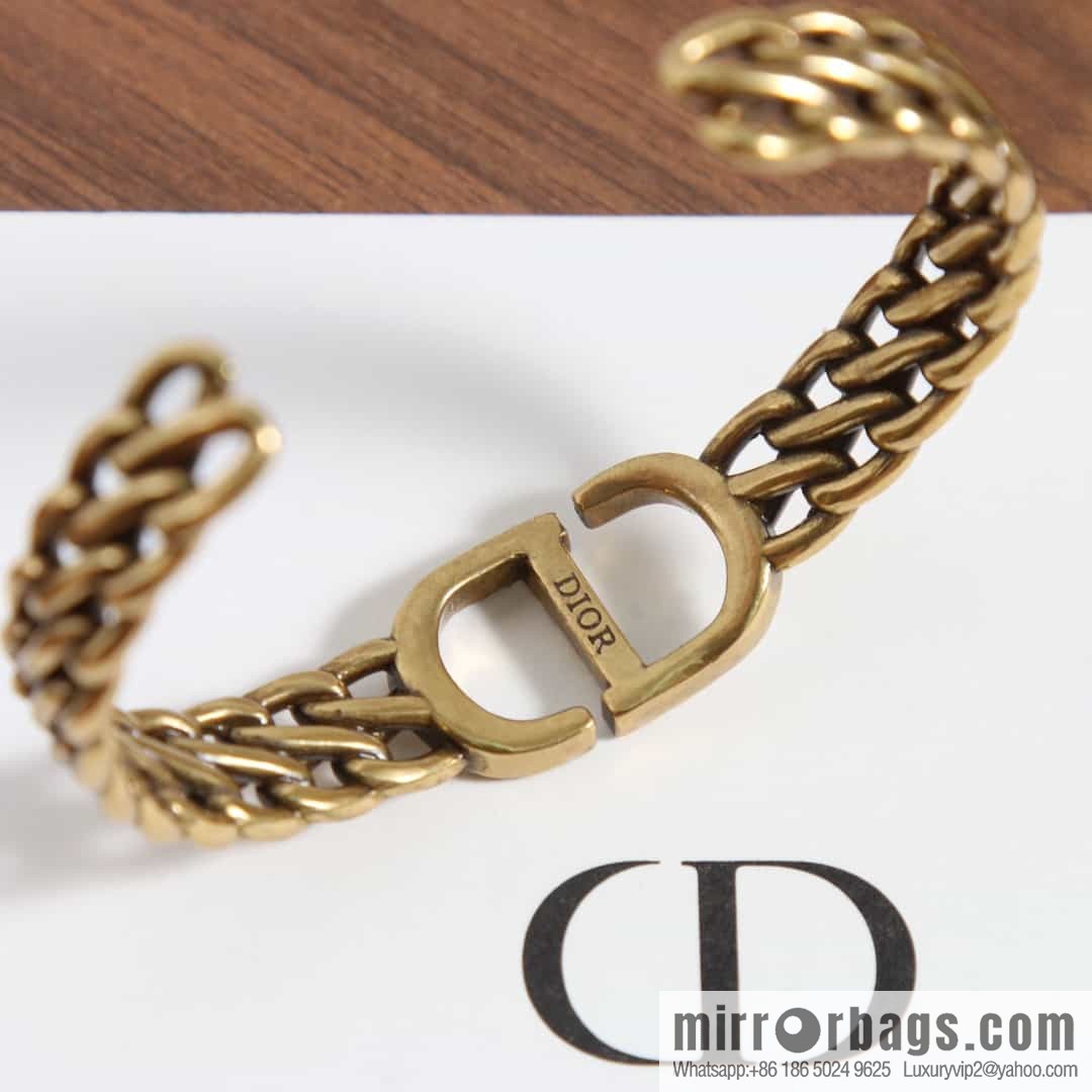 New ☑️ DIOR CD Full Diamond Hollow Opening Bracelet