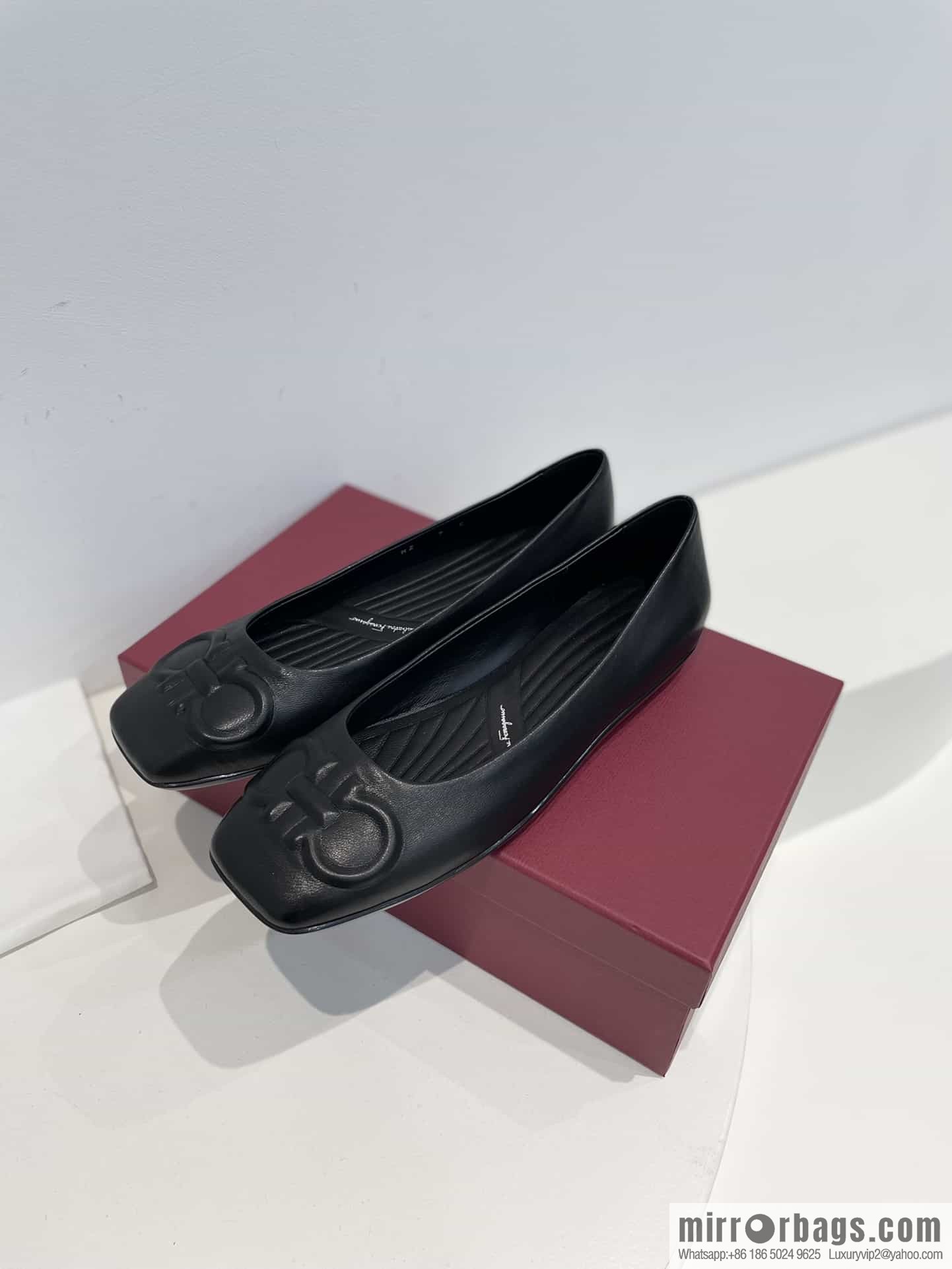 SF ✔️ 2022Salvatore Ferragamo ✔️ New! Ferragamo GANCINI Ballet flats