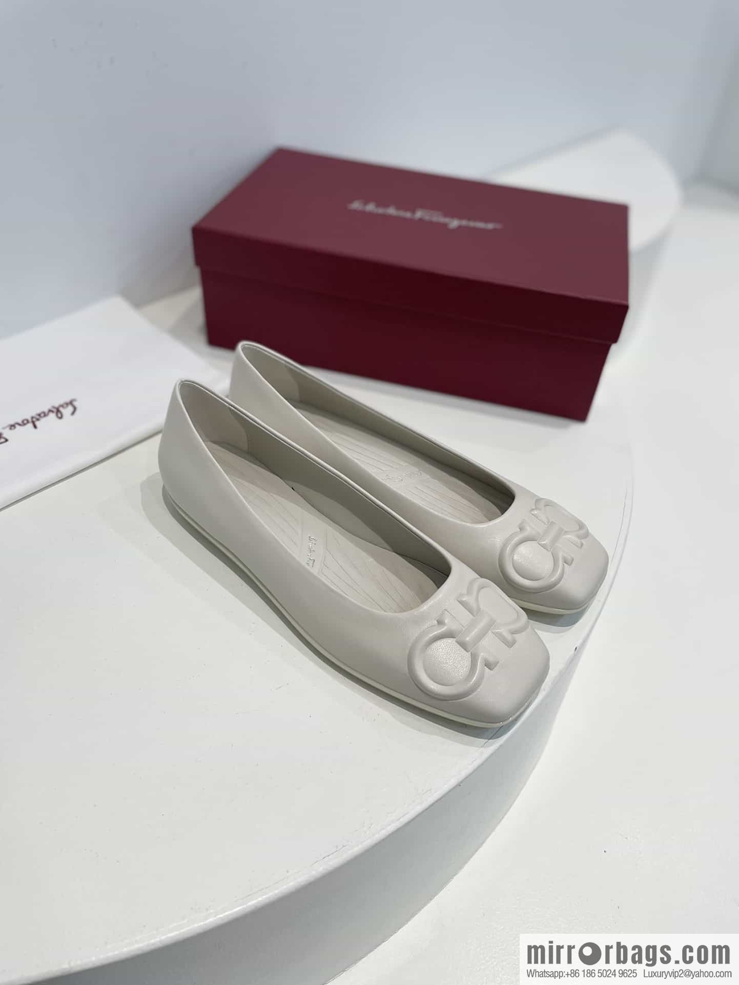 SF ✔️ 2022Salvatore Ferragamo ✔️ New! Ferragamo GANCINI Ballet flats