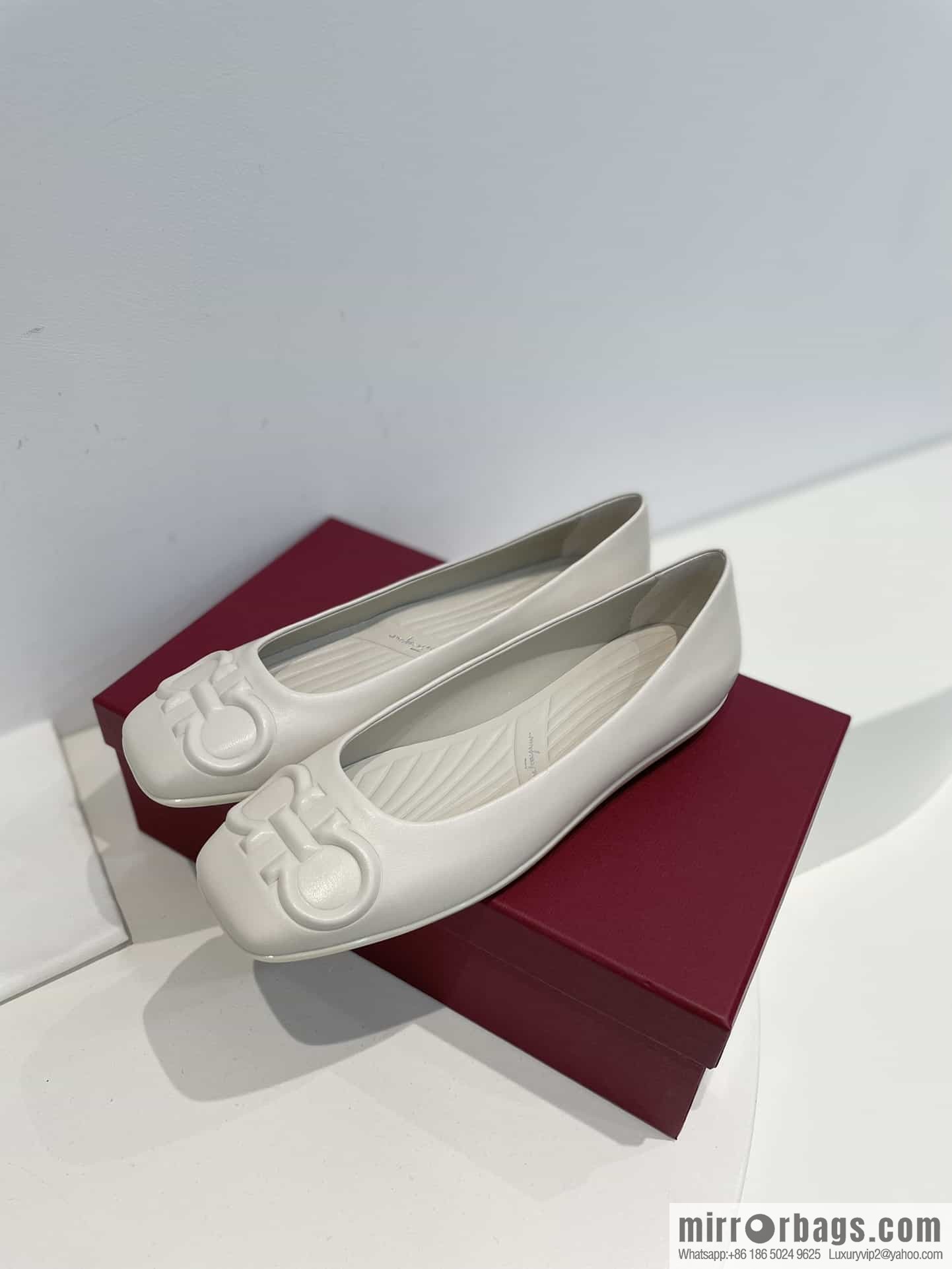 SF ✔️ 2022Salvatore Ferragamo ✔️ New! Ferragamo GANCINI Ballet flats