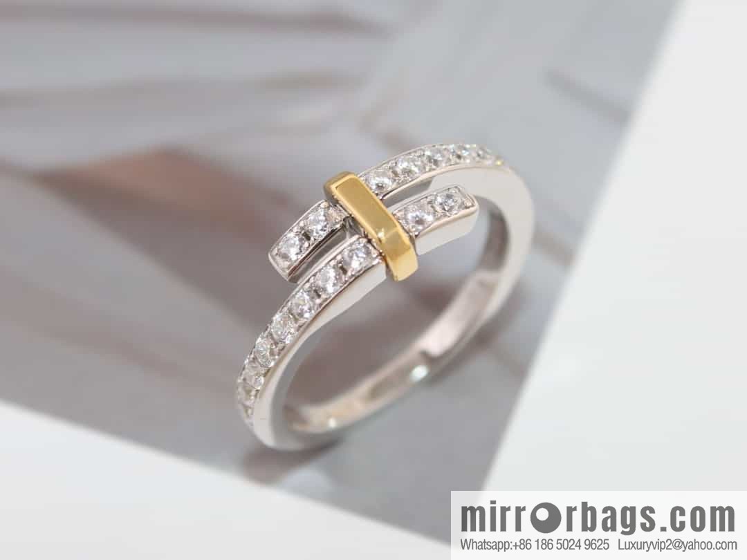 New ☑️ Tiffany & Co. Tiffany Edge Series Color Separation Ring