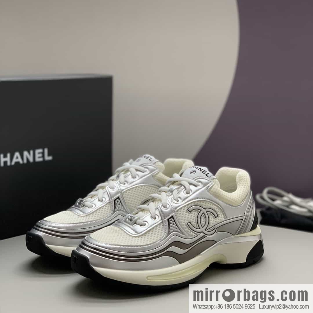 Chanel Chanel metal leather patchwork mesh Xiaoxiang women's sports and leisure shoes