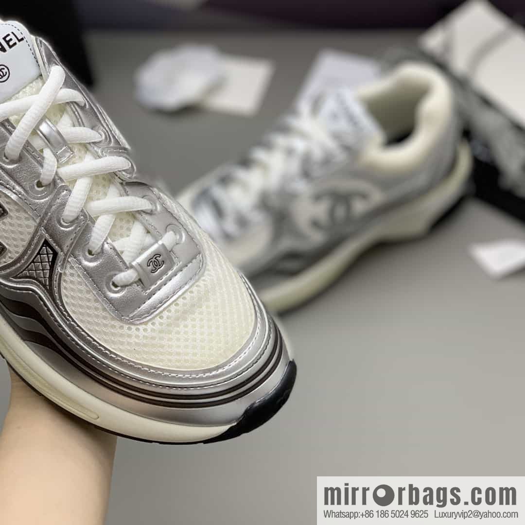 Chanel Chanel metal leather patchwork mesh Xiaoxiang women's sports and leisure shoes