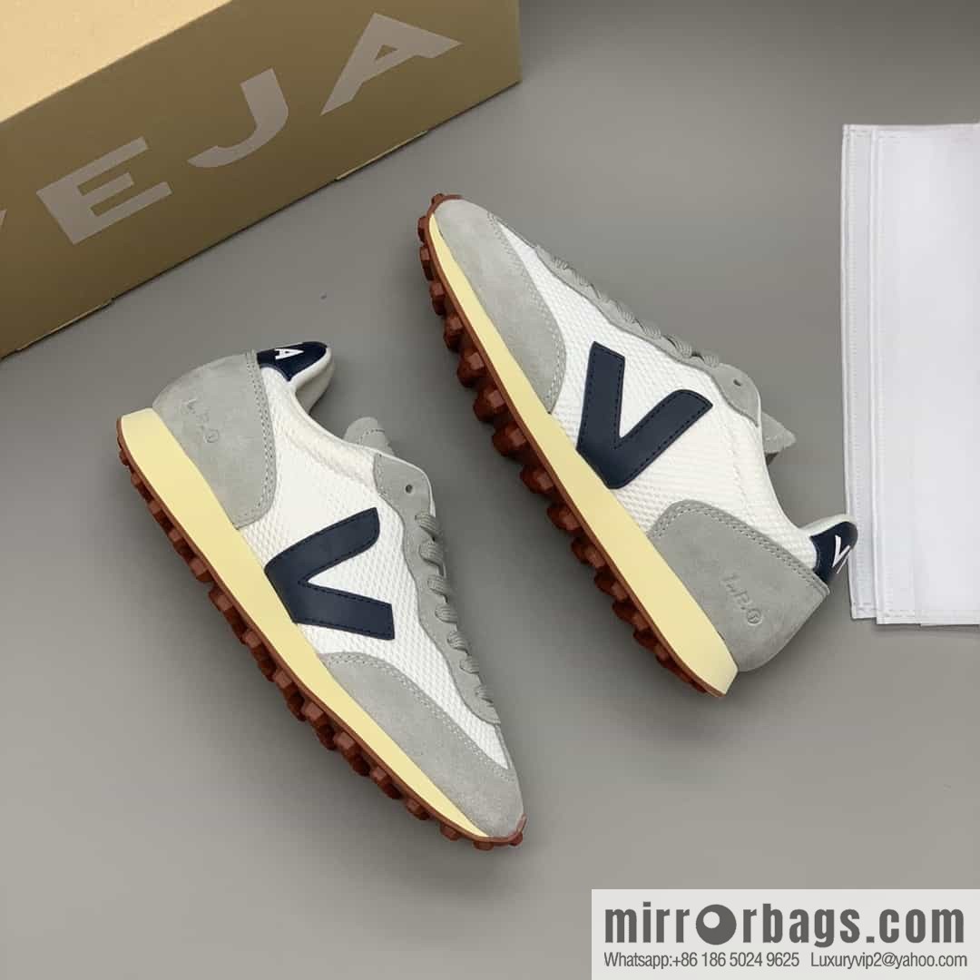 VEJA His & Hers Vintage Forrest Gump Shoes