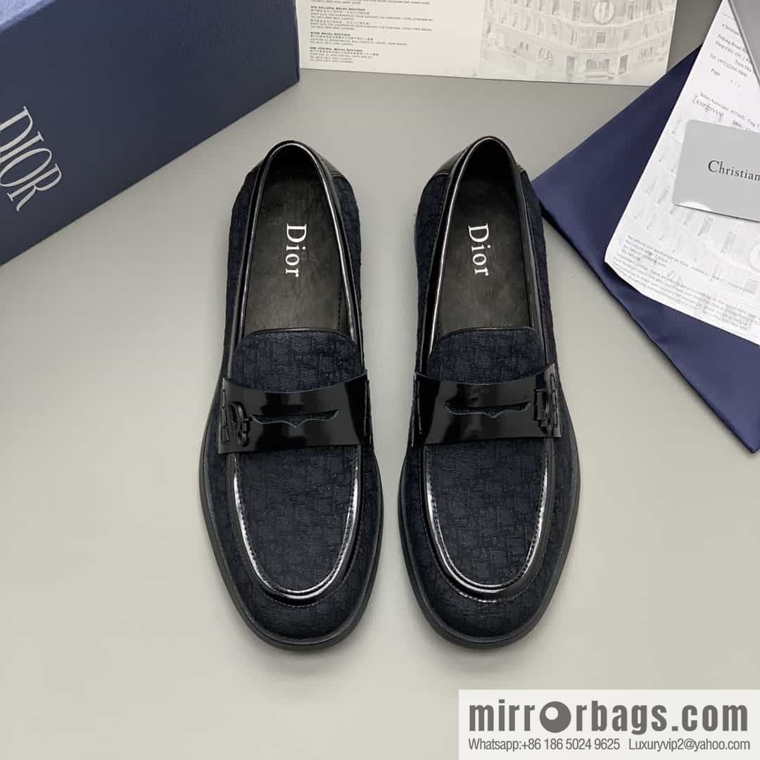 DIOR Dior men's loafers crafted in black smooth cow leather (fabric)