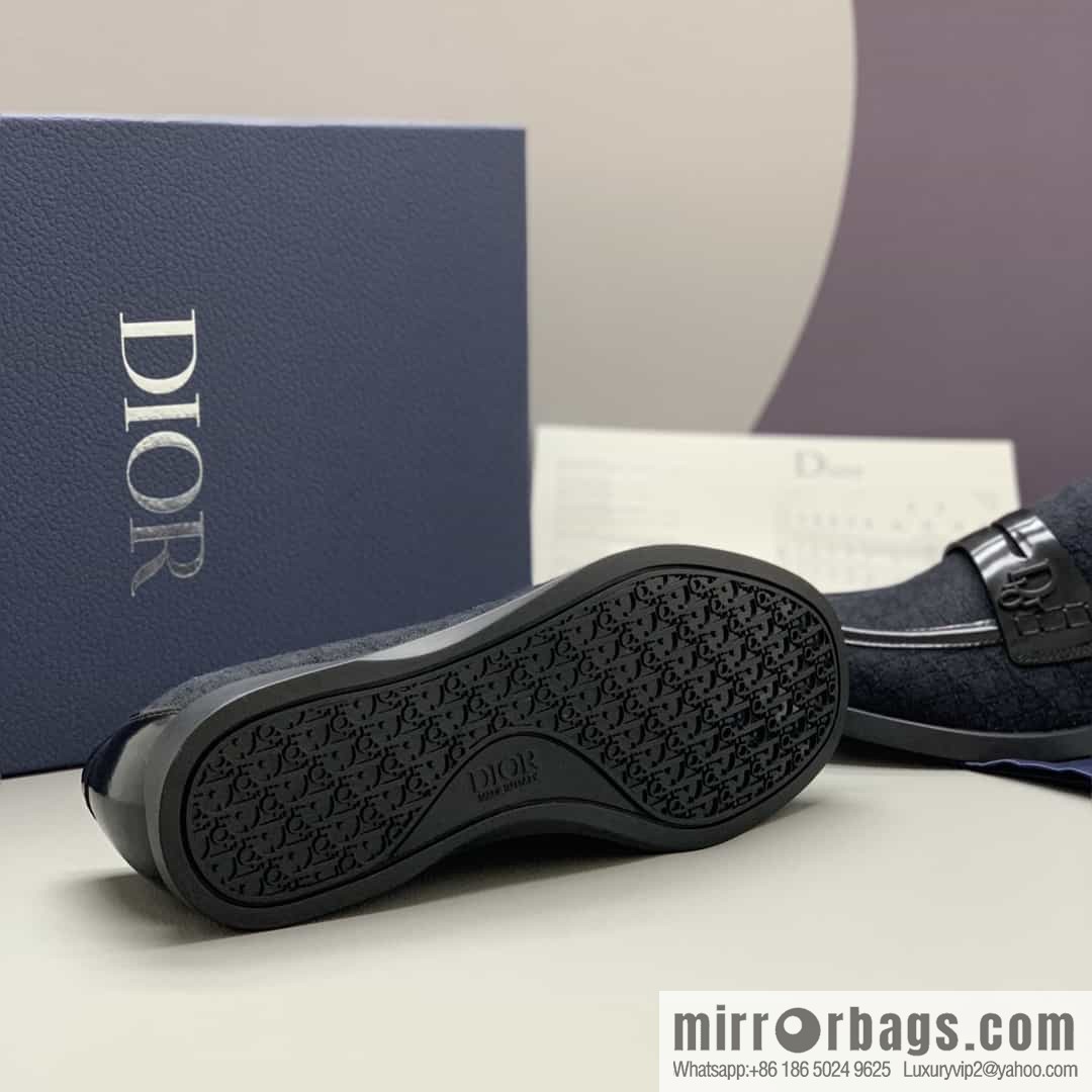 DIOR Dior men's loafers crafted in black smooth cow leather (fabric)