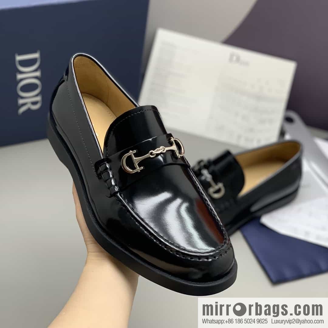 DIOR Dior men's loafers crafted in black smooth cow leather (fabric)