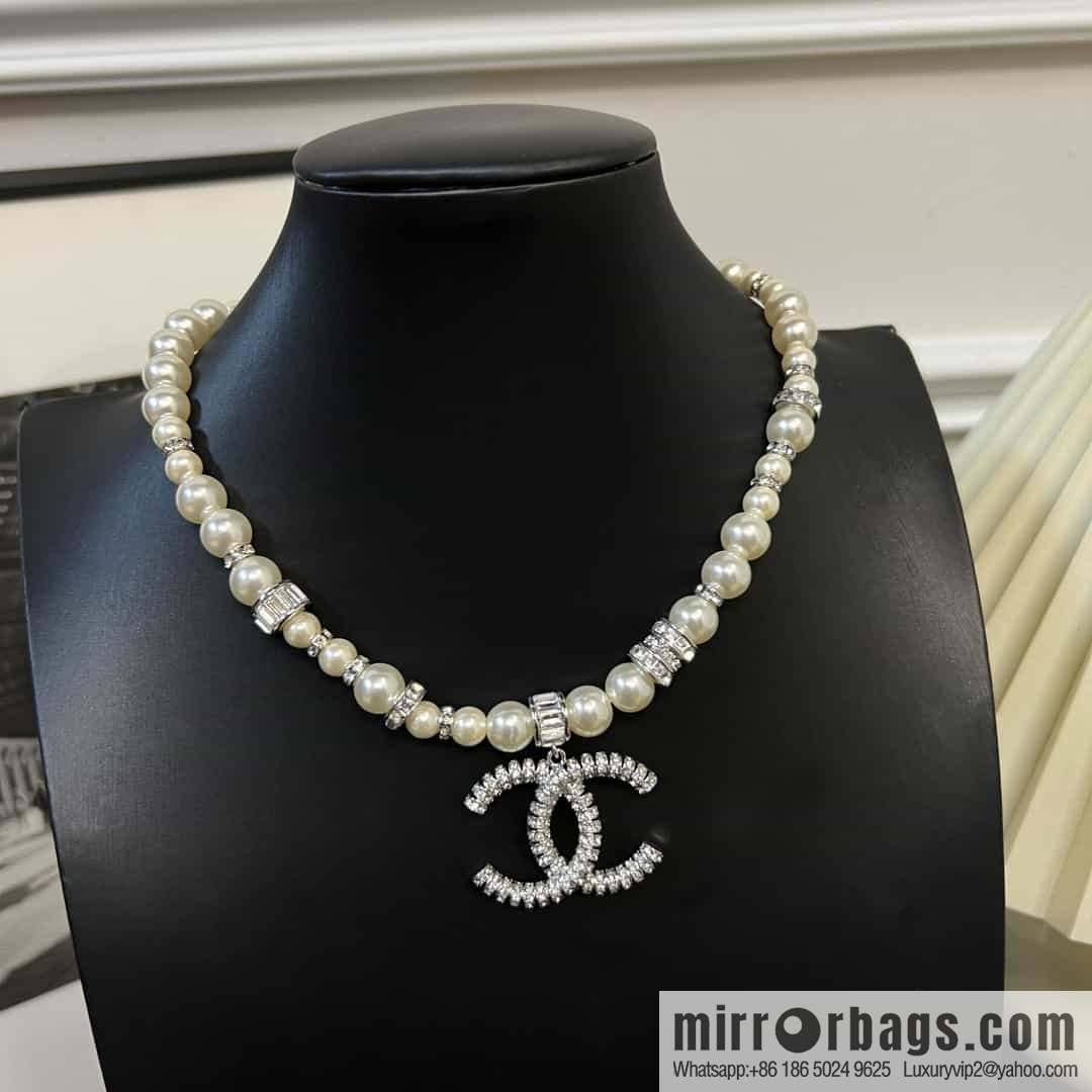 New ☑️ Chanel Full Diamond Double C Pearl Necklace