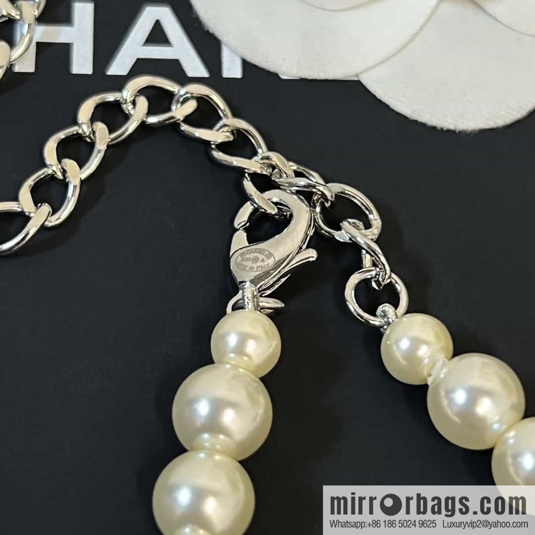 New ☑️ Chanel Full Diamond Double C Pearl Necklace