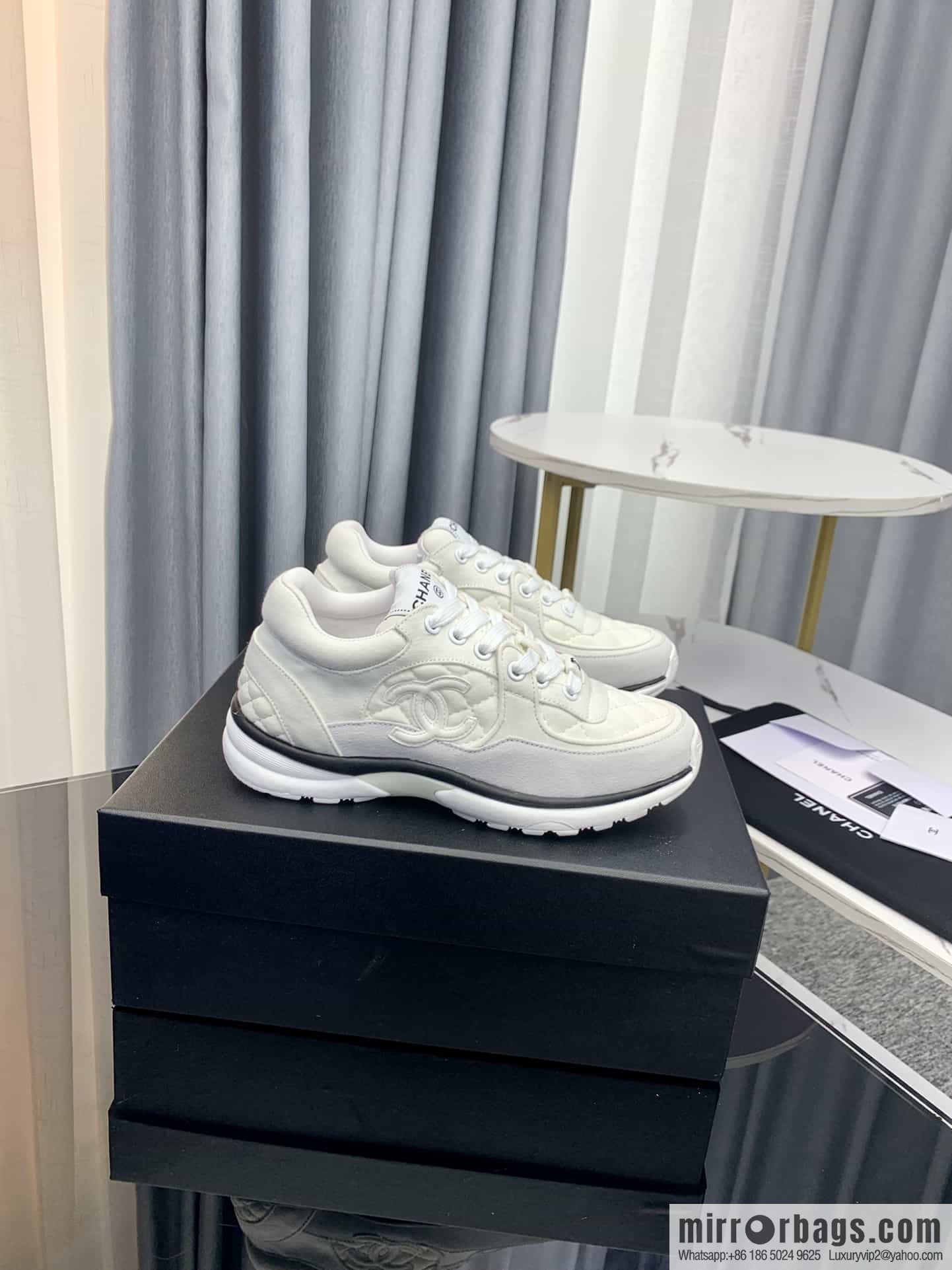 Chanel Chanel's latest suede panda shoes casual sneakers skate shoes