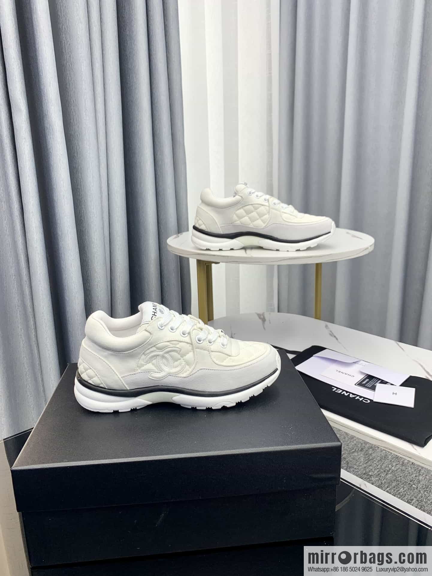 Chanel Chanel's latest suede panda shoes casual sneakers skate shoes