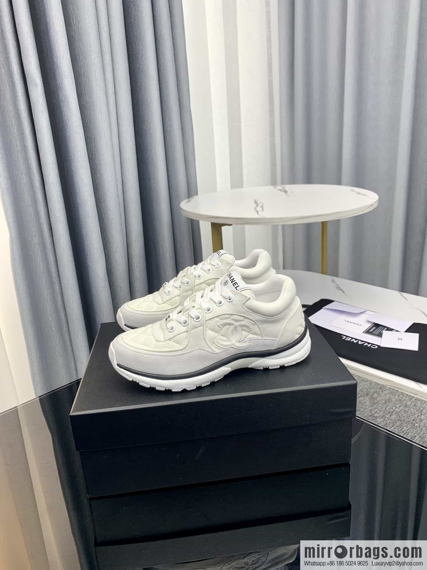 Chanel Chanel's latest suede panda shoes casual sneakers skate shoes