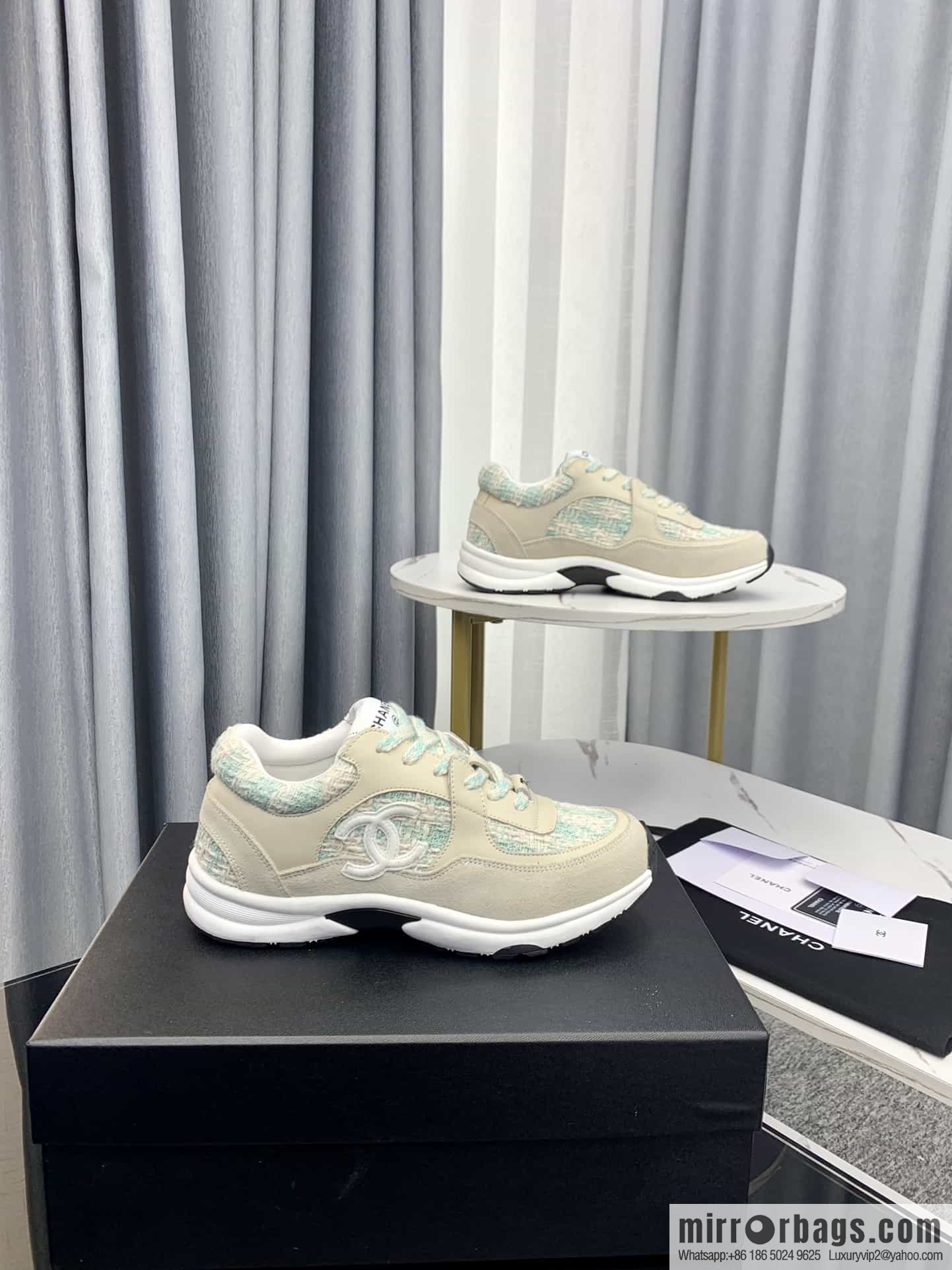 Chanel Chanel's latest suede panda shoes casual sneakers skate shoes