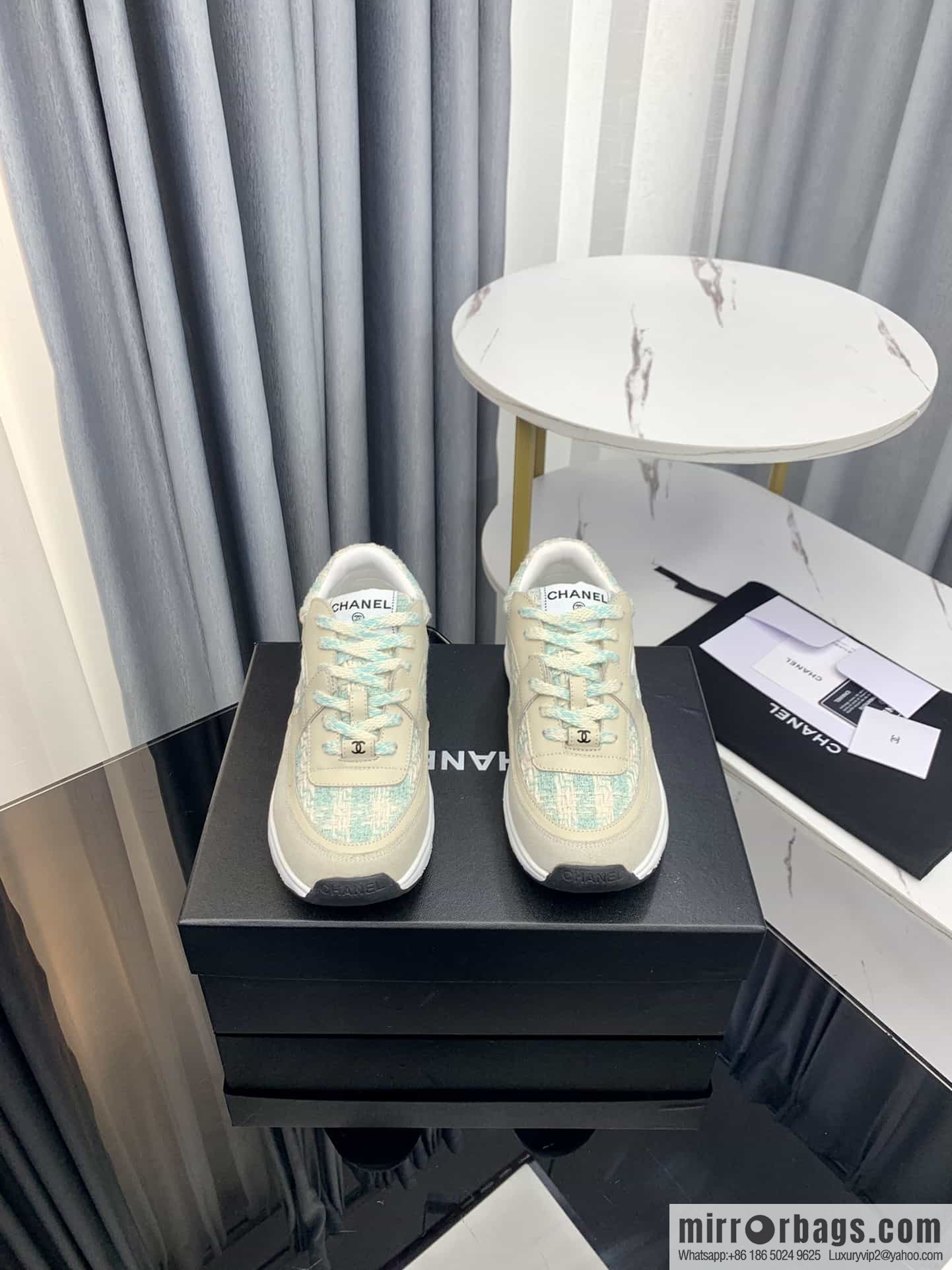 Chanel Chanel's latest suede panda shoes casual sneakers skate shoes