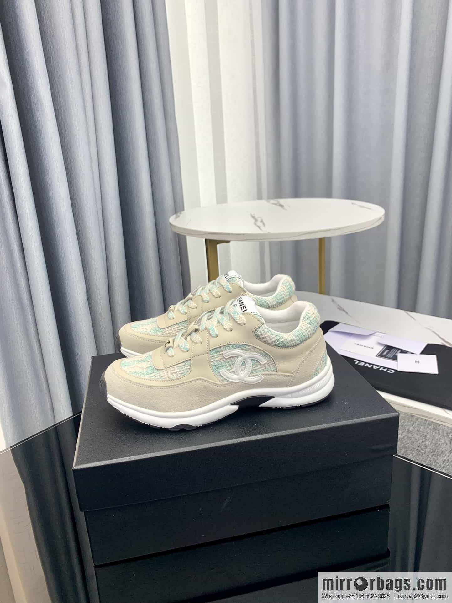 Chanel Chanel's latest suede panda shoes casual sneakers skate shoes