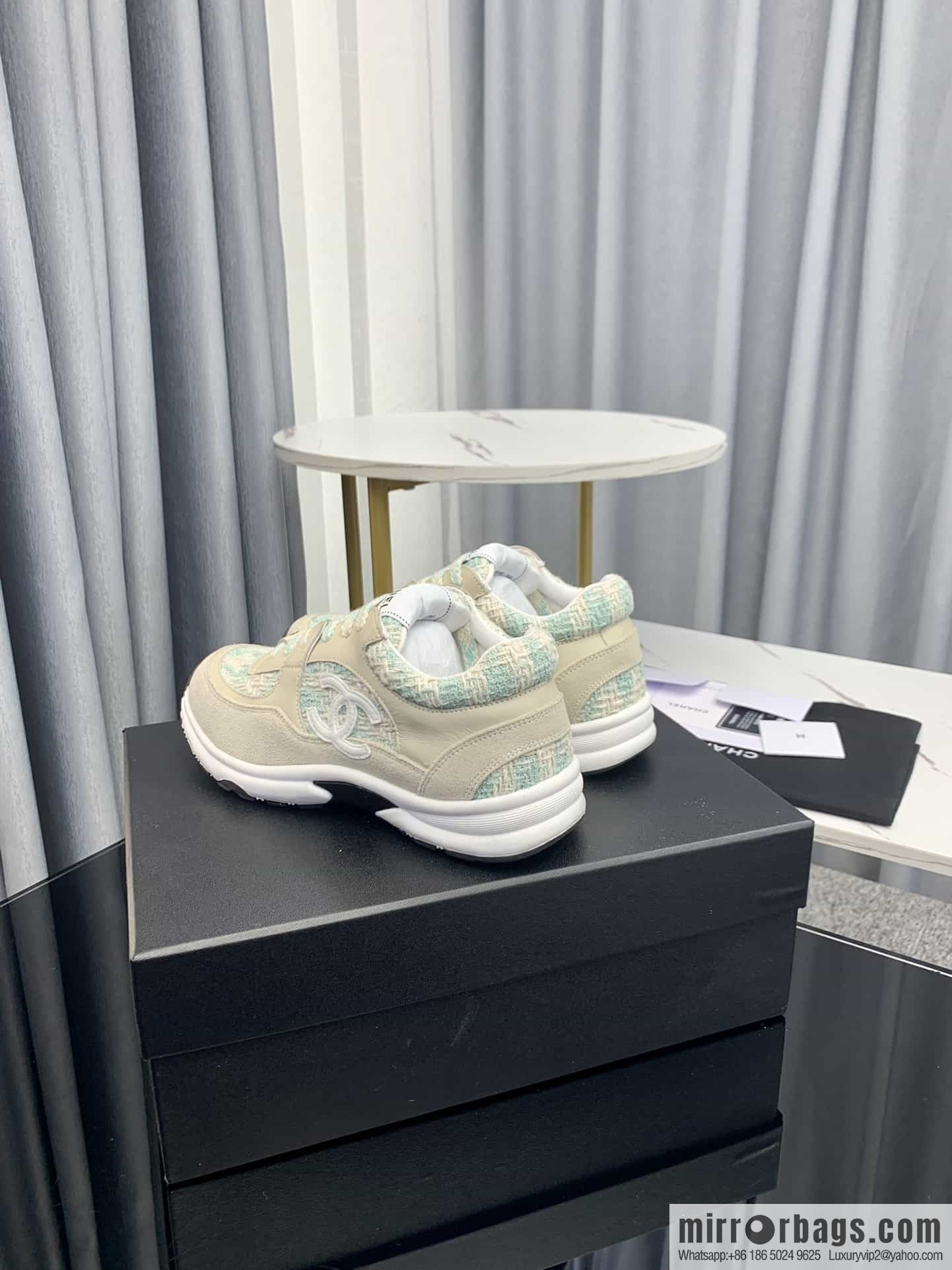 Chanel Chanel's latest suede panda shoes casual sneakers skate shoes