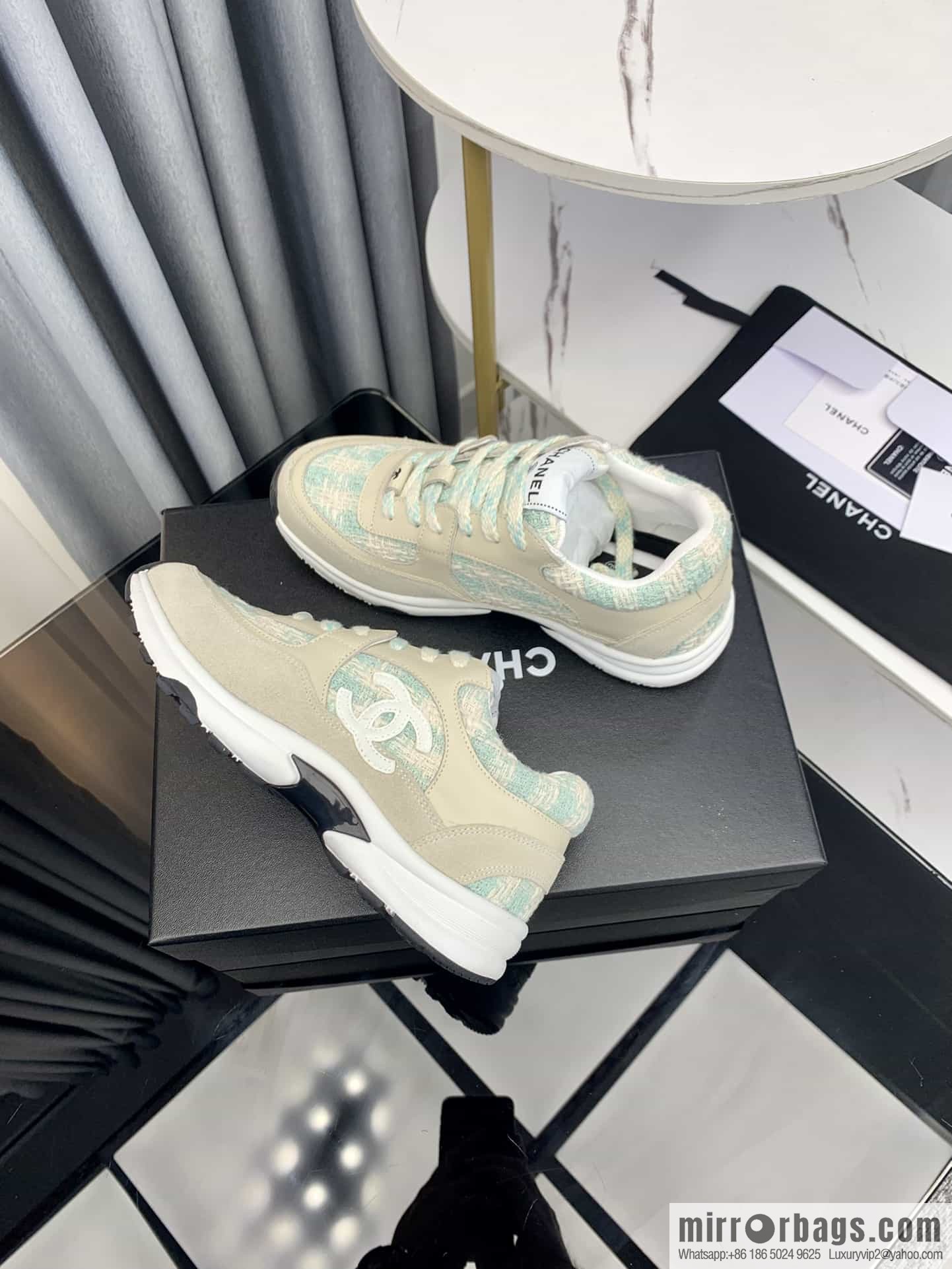 Chanel Chanel's latest suede panda shoes casual sneakers skate shoes