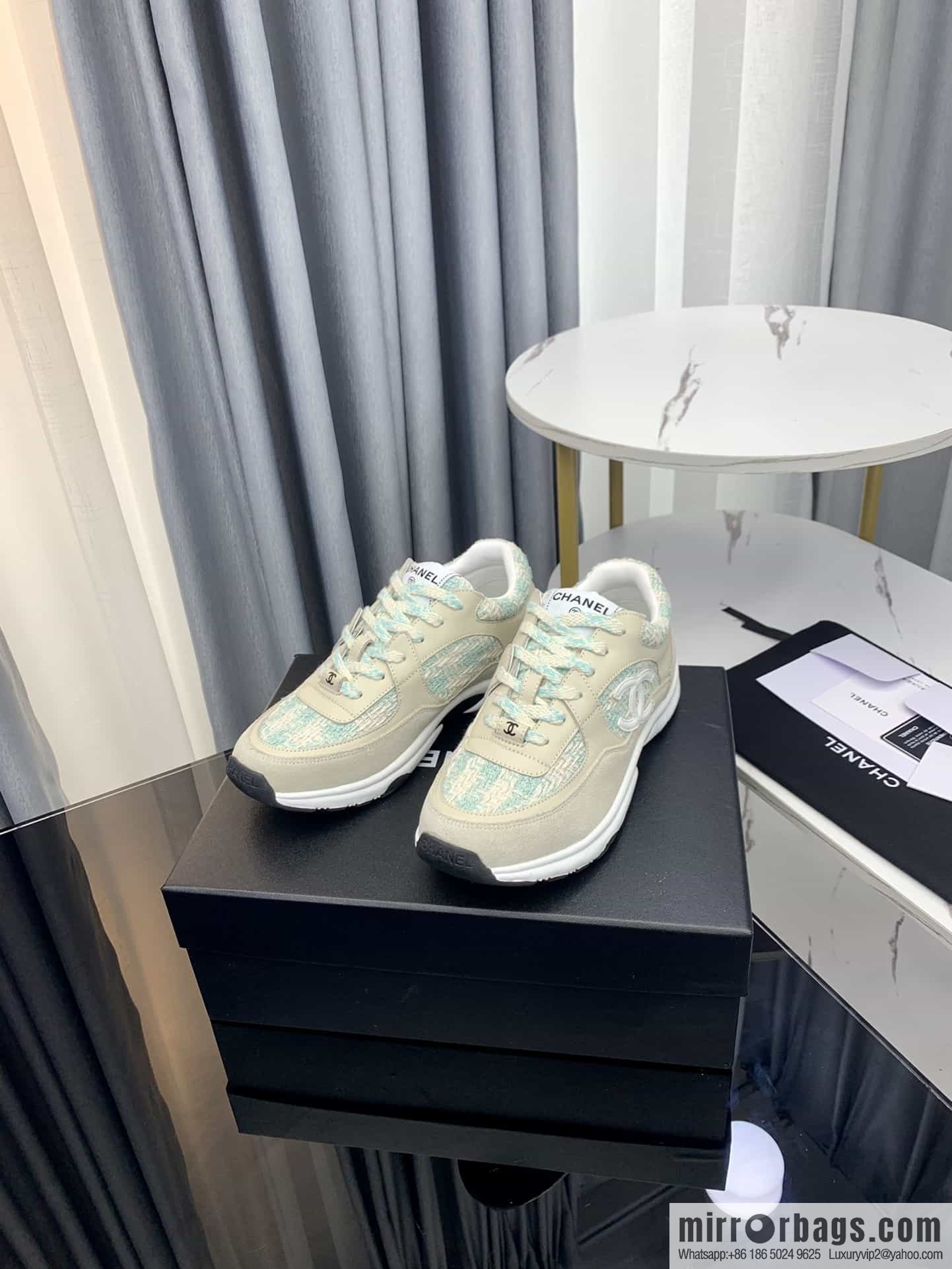 Chanel Chanel's latest suede panda shoes casual sneakers skate shoes